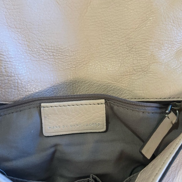 Marc Jacobs Natasha Q Crossbody with matching wallet - Picture 8 of 14